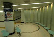 アルミ天井パネル柱型